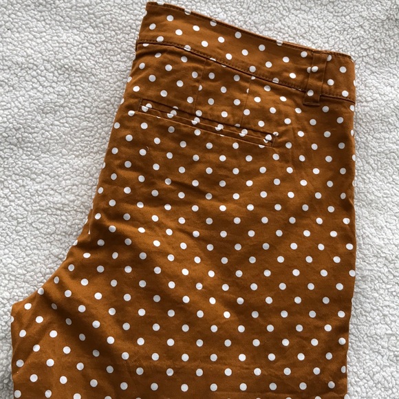 Old Navy shorts - Picture 2 of 2